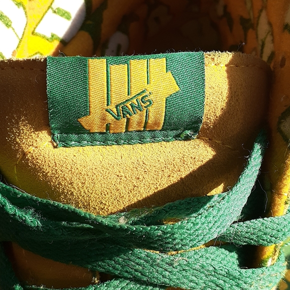 Collectible Undefeated Van's Supersonics i  SK8HI - Picture 5 of 7